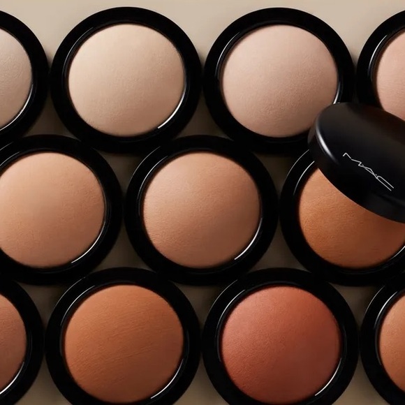 Light Mac Mineralize Skinfinish Natural Powder (Soft Pale Beige)Brand New in Box - Picture 11 of 14